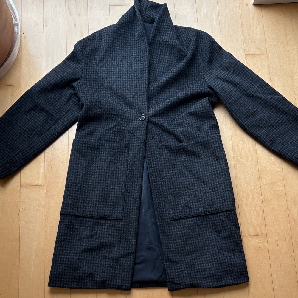 Stylish Black Houndstooth Coat